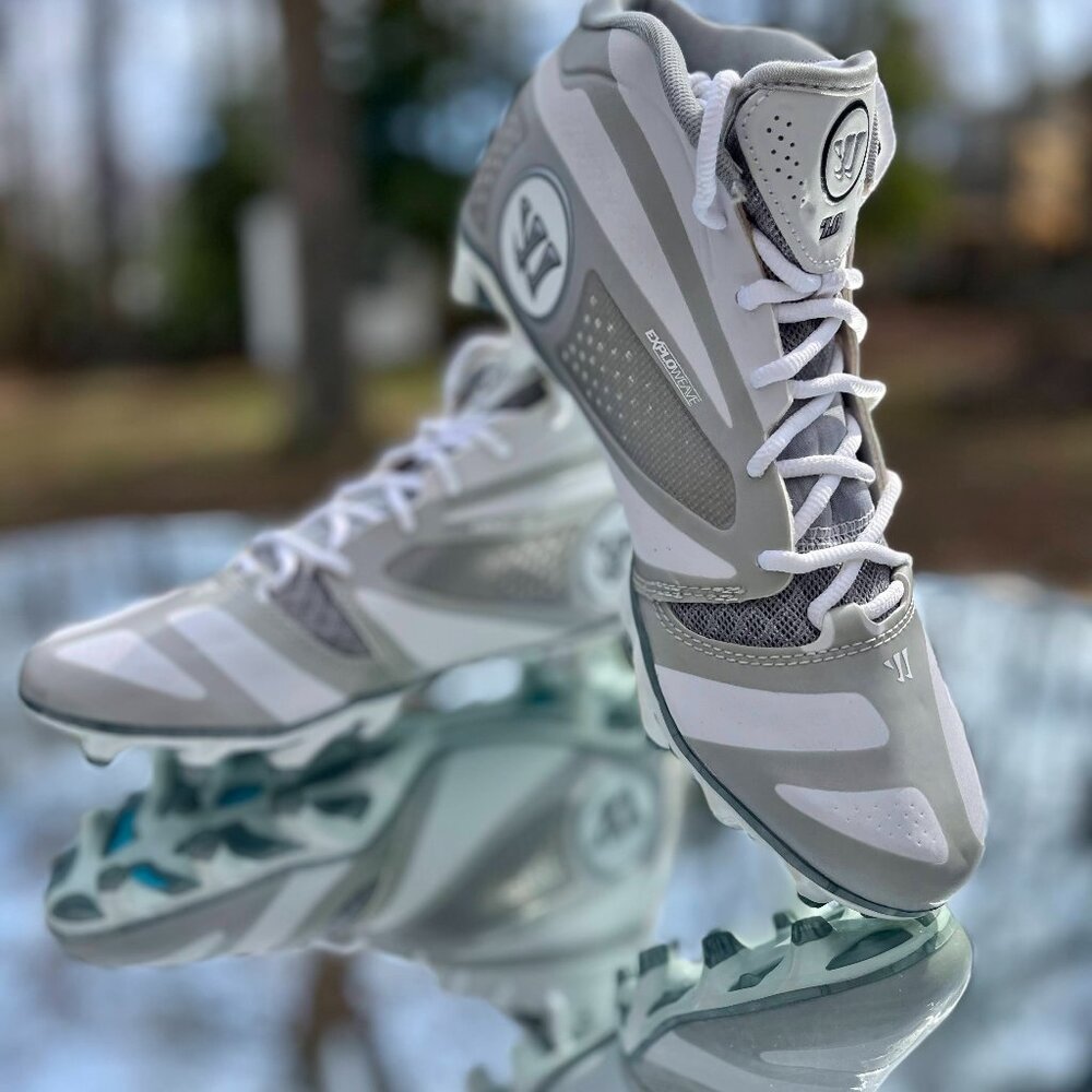 Warrior Men's Burn 7.0 Mid Lacrosse Cleats Size 9.5